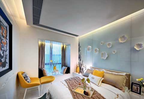 Riverside Hotel